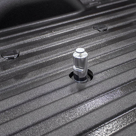 3219 Bed Shaft in Truck Bed 2048x