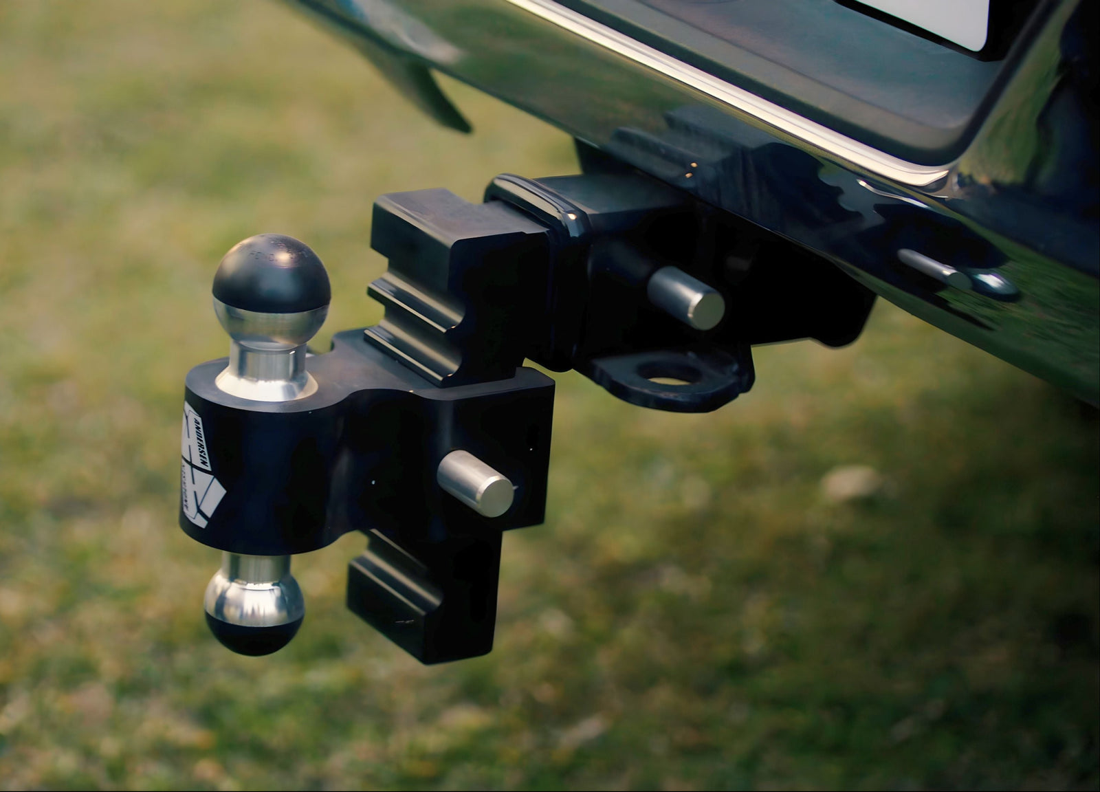 Black Anodized Rapid Hitch further view