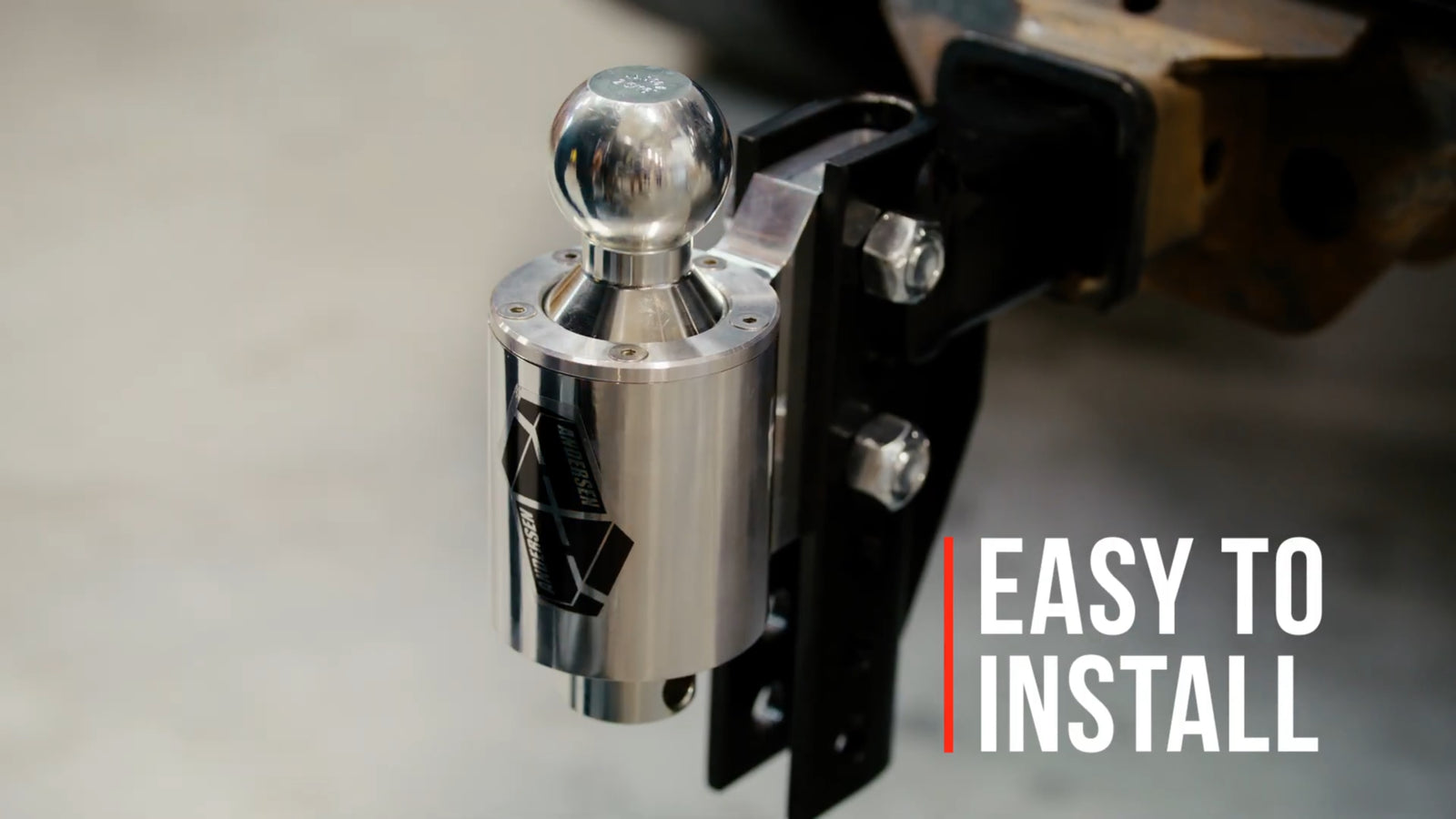 Weight Distribution Hitch Without Chains and text on image that says "Easy to Install".