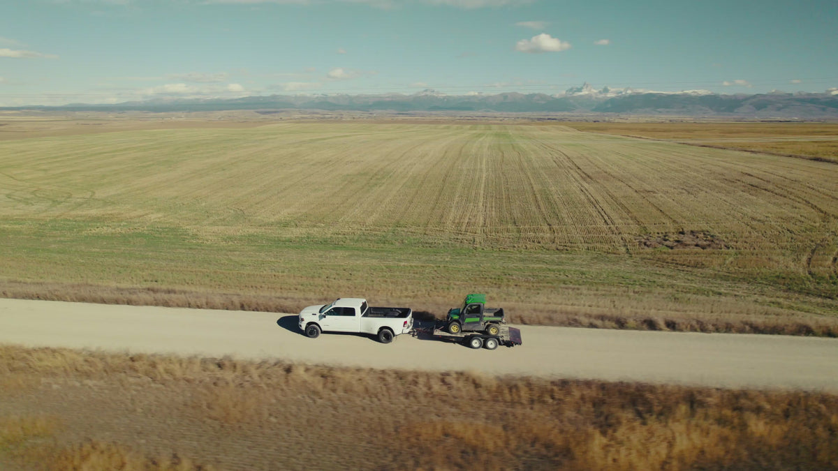 Andersen EZ Hitch adjustable aluminum trailer hitch showing 10,000 lbs GTWR, 1,500 lbs tongue weight, and dual combo balls for versatile truck towing.