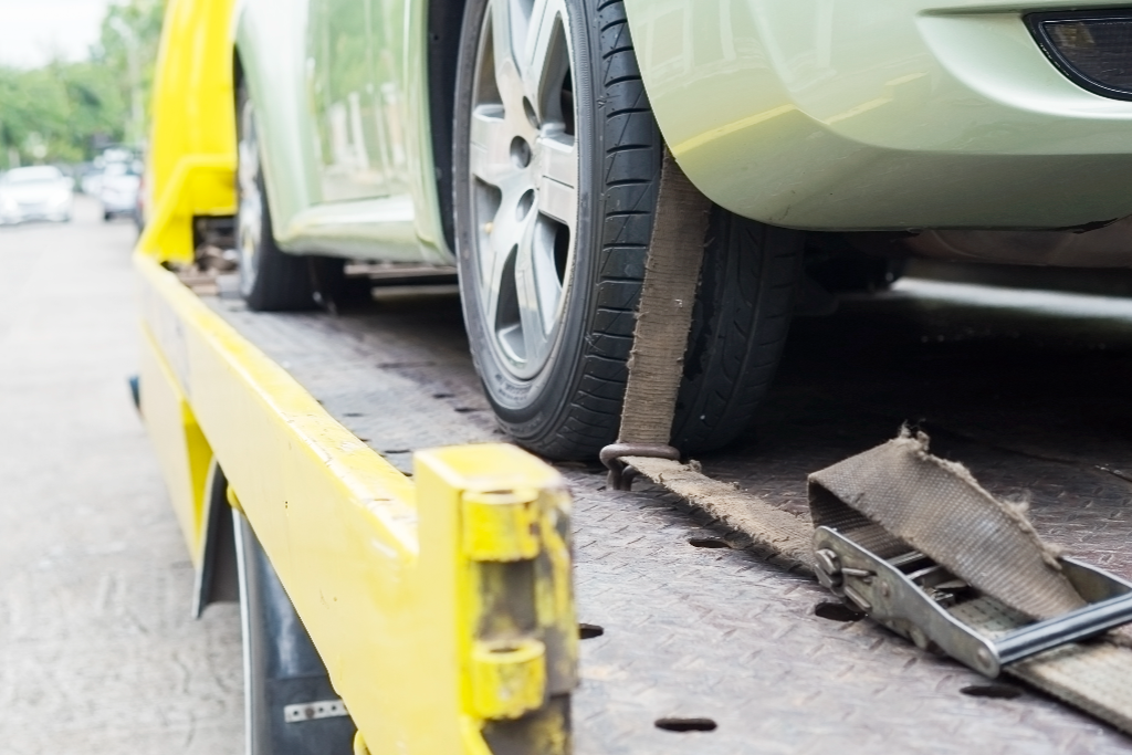 Best Drop Hitch for Lifted Trucks