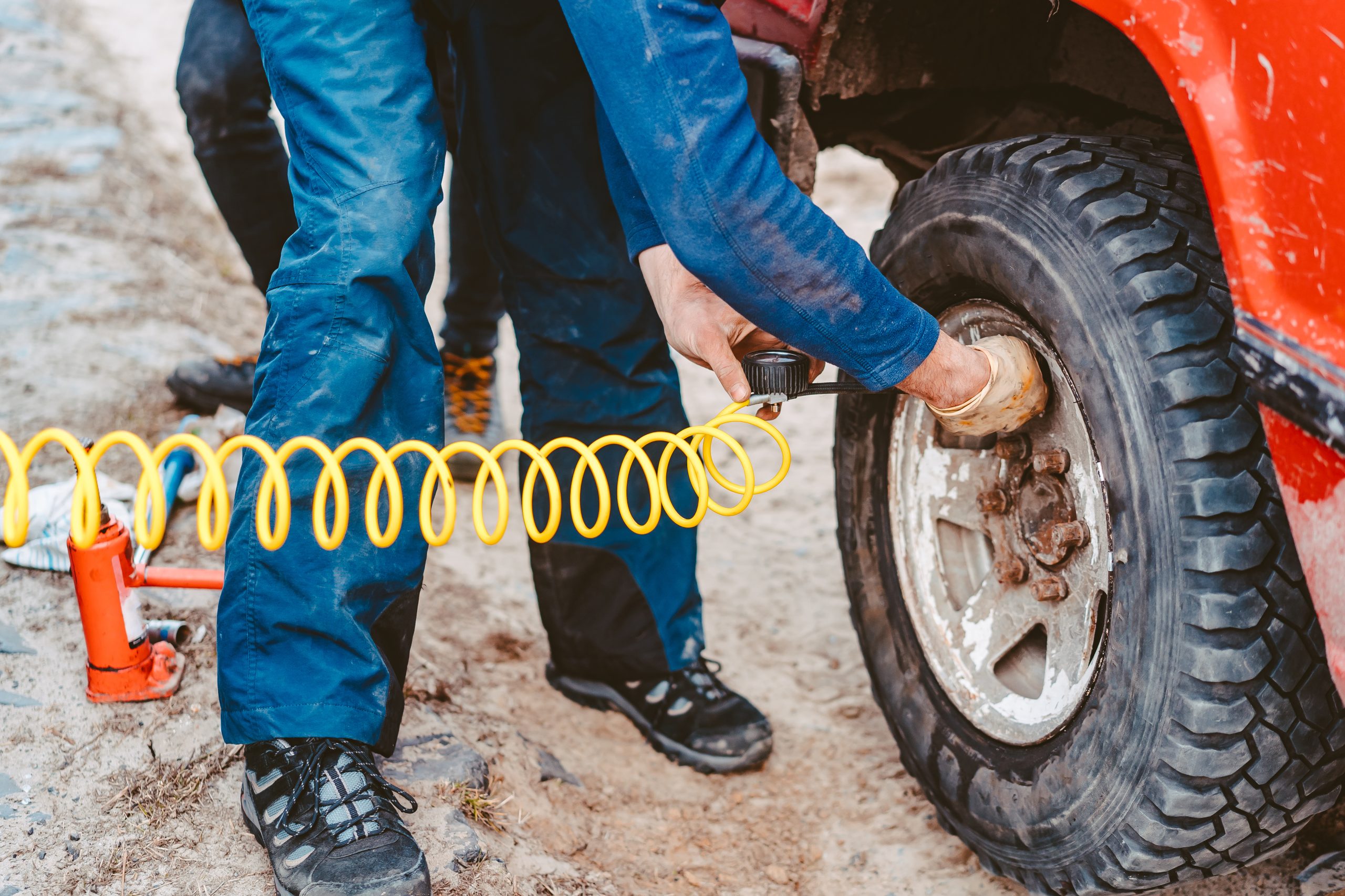 The Ultimate Guide to Gooseneck vs. Fifth Wheel Hitches